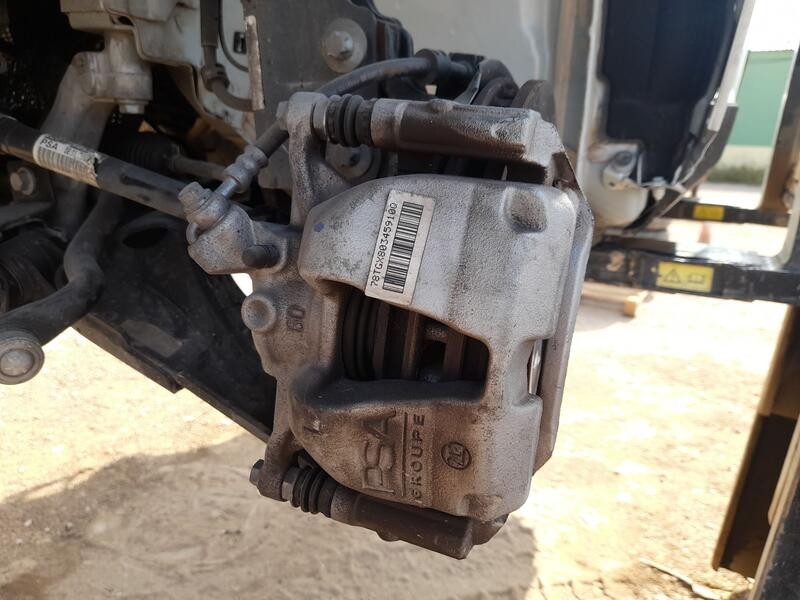 Recambio de pinza freno delantera izquierda para peugeot 3008 ii suv (mc_, mr_, mj_, m4_) 1.5 bluehdi 130 referencia OEM IAM 162