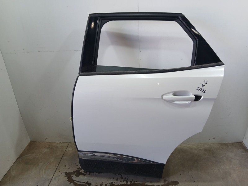 Recambio de puerta trasera izquierda para peugeot 3008 ii suv (mc_, mr_, mj_, m4_) 1.5 bluehdi 130 referencia OEM IAM 9812317280