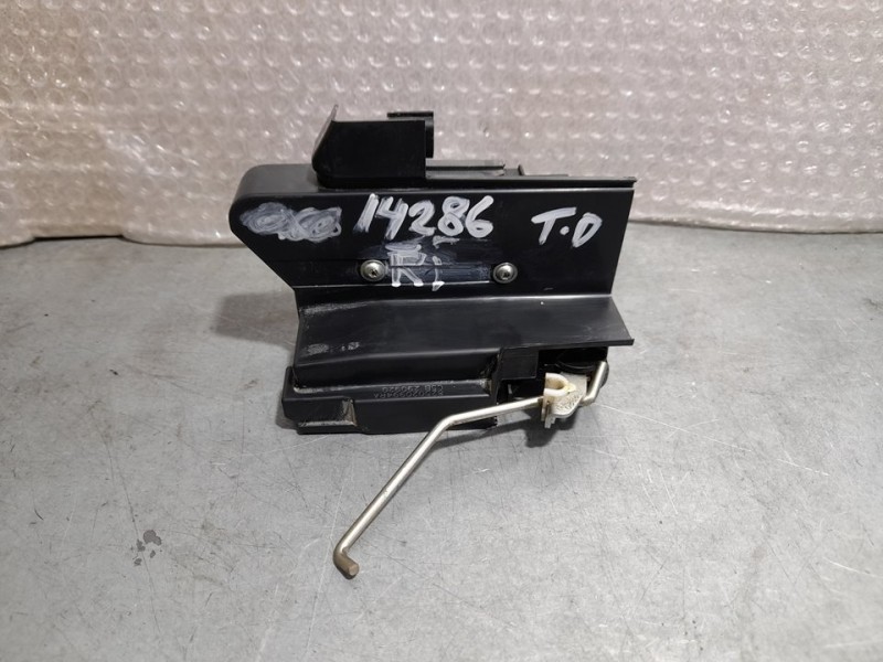 Recambio de cerradura puerta trasera derecha para dacia sandero stepway referencia OEM IAM 825020994RA  