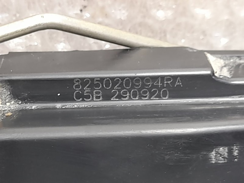 Recambio de cerradura puerta trasera derecha para dacia sandero stepway referencia OEM IAM 825020994RA  