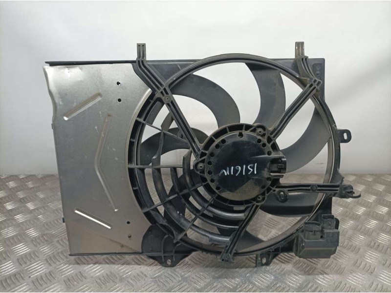 Recambio de electroventilador para citroën c3 aircross bluehdi 110 s&s eat6 shine referencia OEM IAM 03639678 MM12008F VALEO