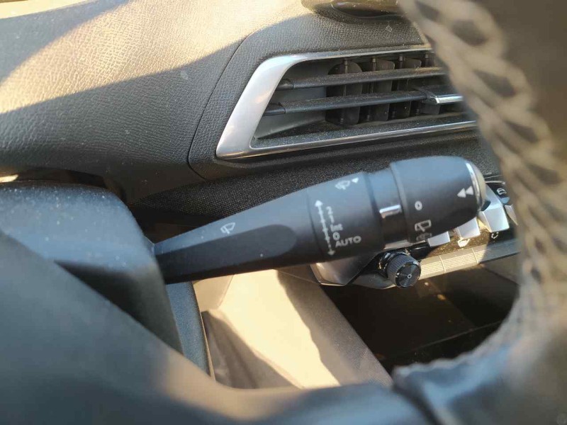 Recambio de mando luces y limpia para peugeot 3008 allure pack referencia OEM IAM 98312537ZD  