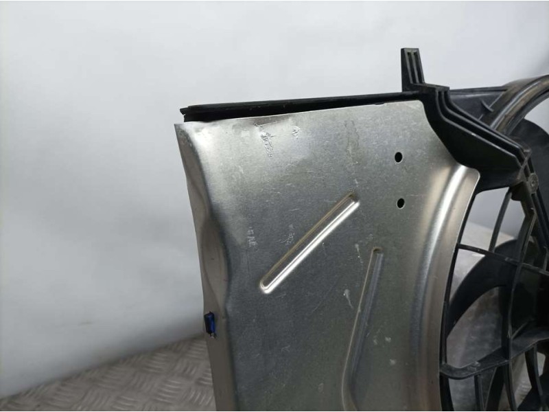 Recambio de electroventilador para citroën c3 aircross bluehdi 110 s&s eat6 shine referencia OEM IAM 03639678 MM12008F VALEO