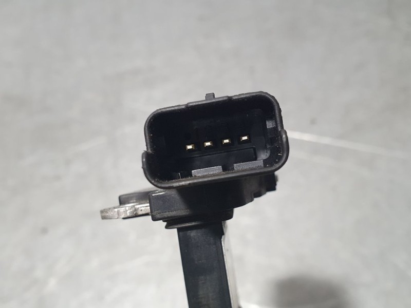 Recambio de caudalimetro para peugeot 3008 gt line referencia OEM IAM 9677093080 AFH50M27 HITACHI