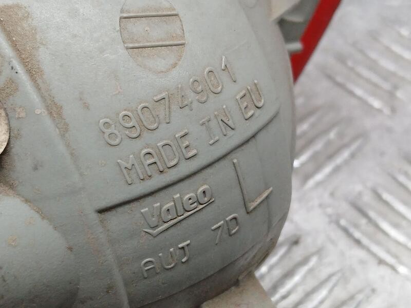 Recambio de piloto trasero izquierdo paragolpes para volvo xc60 summum awd referencia OEM IAM 30763322 VALEO 89074901