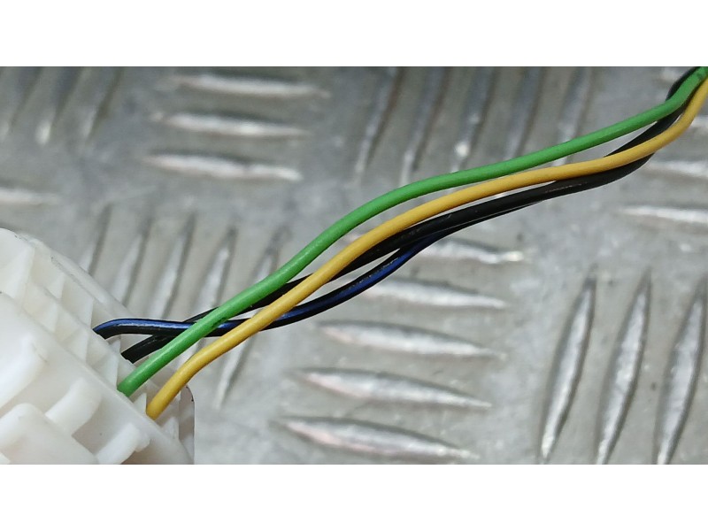 Recambio de retrovisor izquierdo para peugeot 3008 ii suv (mc_, mr_, mj_, m4_) 1.5 bluehdi 130 referencia OEM IAM 1618048180 ELE