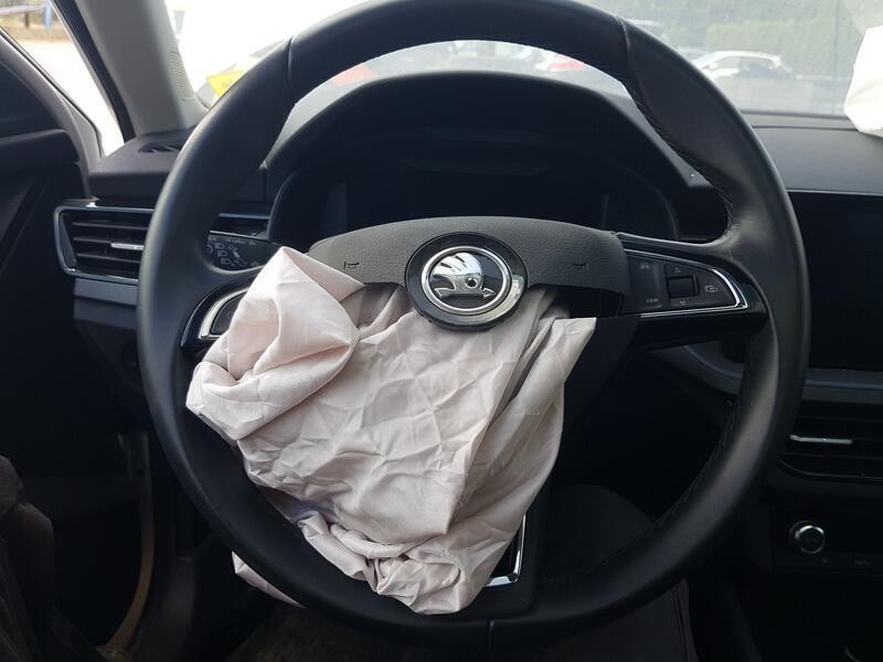 Recambio de volante para skoda kamiq (nw4) 1.0 tsi referencia OEM IAM 5E0419091BS  