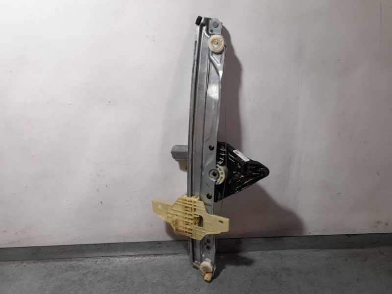 Recambio de elevalunas delantero derecho para dacia sandero stepway referencia OEM IAM 807209782R  ELECTRICO 2 PINES