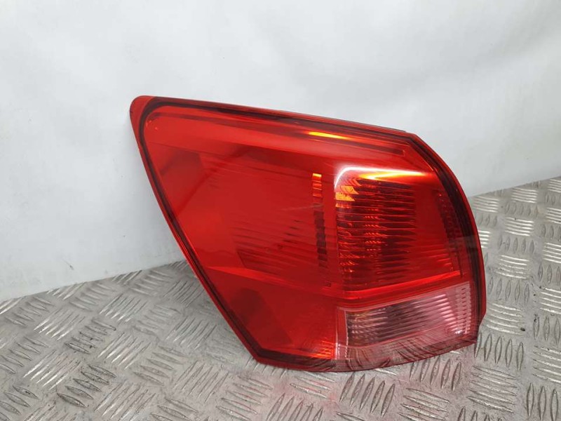 Recambio de piloto trasero izquierdo para nissan qashqai (j10) acenta referencia OEM IAM 26555JD000 89071061 