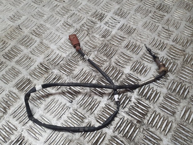 Recambio de sensor para volkswagen crafter kasten (sy) furgón 35 bl ta fwd referencia OEM IAM 04L906088HG  