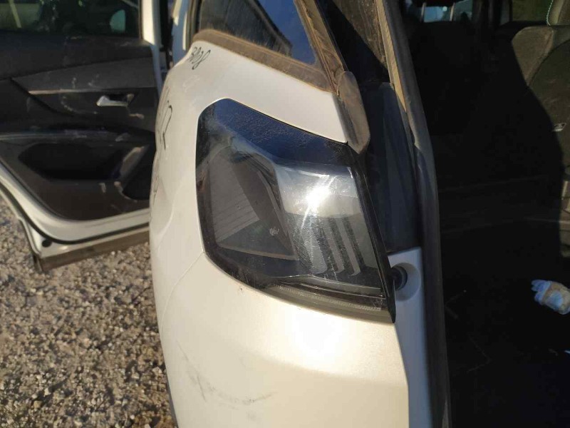 Recambio de piloto trasero izquierdo para peugeot 3008 allure pack referencia OEM IAM 9836231280  EXTERIOR