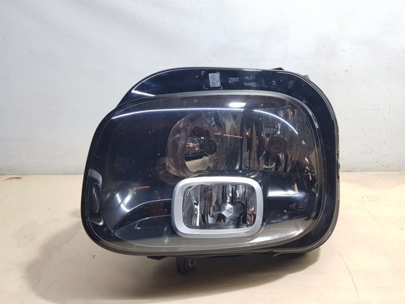 Recambio de faro izquierdo para citroën c3 aircross bluehdi 110 s&s eat6 shine referencia OEM IAM 13468646  VALEO