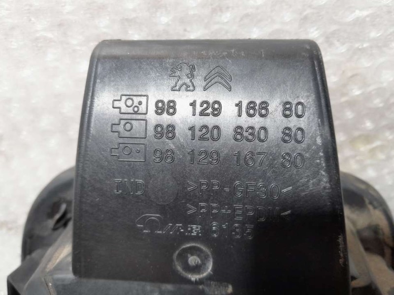 Recambio de tapa exterior combustible para citroën c3 feel referencia OEM IAM 9812916680  