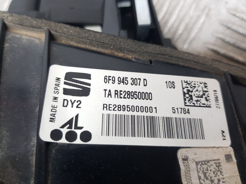 Recambio de piloto trasero izquierdo interior para seat arona (kj7, kjp) 1.0 tsi referencia OEM IAM 6F9945307D  