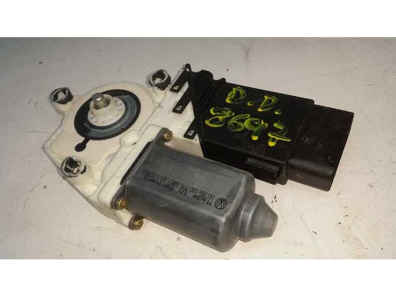 Recambio de motor elevalunas delantero derecho para volkswagen golf iv variant (1j5) conceptline referencia OEM IAM   