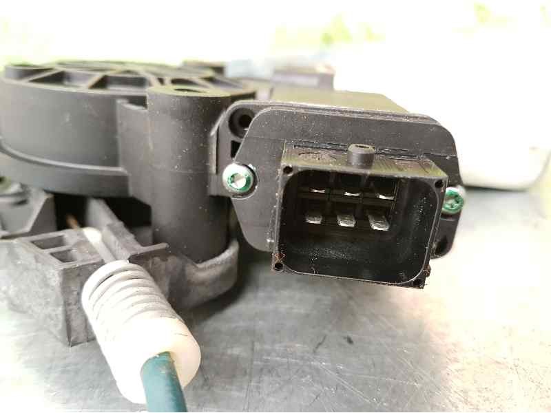 Recambio de elevalunas delantero izquierdo para opel corsa d catch me referencia OEM IAM 72017003 1060281 ELECTRICO/ 6 PINS