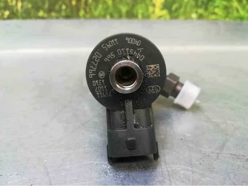 Recambio de inyector para peugeot partner tepee aventure edition bluehdi referencia OEM IAM  0445110566 BOSCH