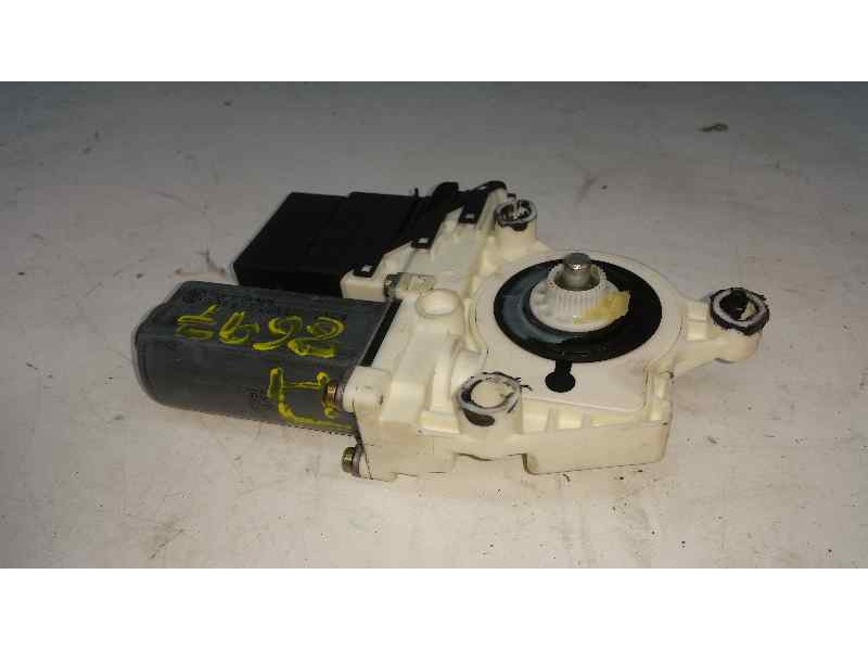 Recambio de motor elevalunas trasero izquierdo para volkswagen golf iv variant (1j5) conceptline referencia OEM IAM   