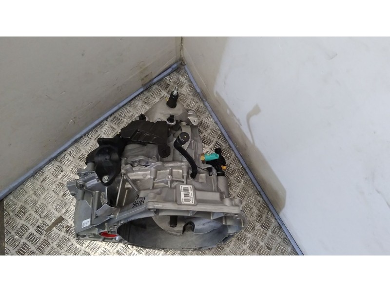 Recambio de caja cambios para dacia sandero iii 1.0 tce 90 referencia OEM IAM JT4023 320107400r 6VELOCIDADES