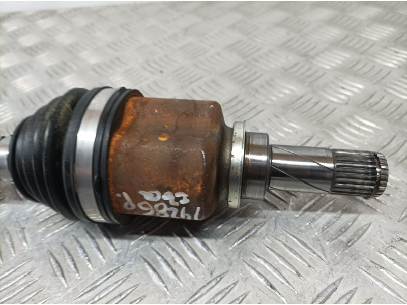 Recambio de transmision delantera izquierda para dacia sandero stepway referencia OEM IAM 391011411R  