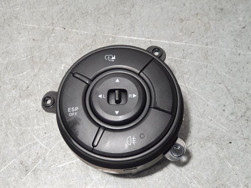 Recambio de modulo electronico para ssangyong actyon 200 xdi 4wd limited referencia OEM IAM 8550131070HCH  ESP NIEBLA MANDO RETR