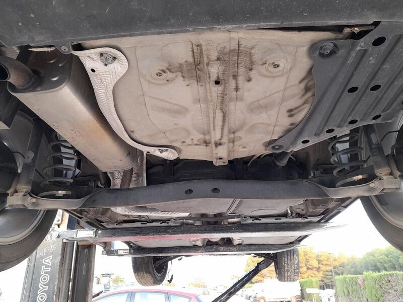 Recambio de puente trasero para seat arona (kj7, kjp) 1.0 tsi referencia OEM IAM 2Q0501053CM TAMBOR C/ABS Y 5 TORNILLOS 