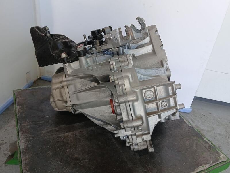 Recambio de caja cambios para hyundai kona klass referencia OEM IAM ZY94JU 731644 6VELOCIDADES