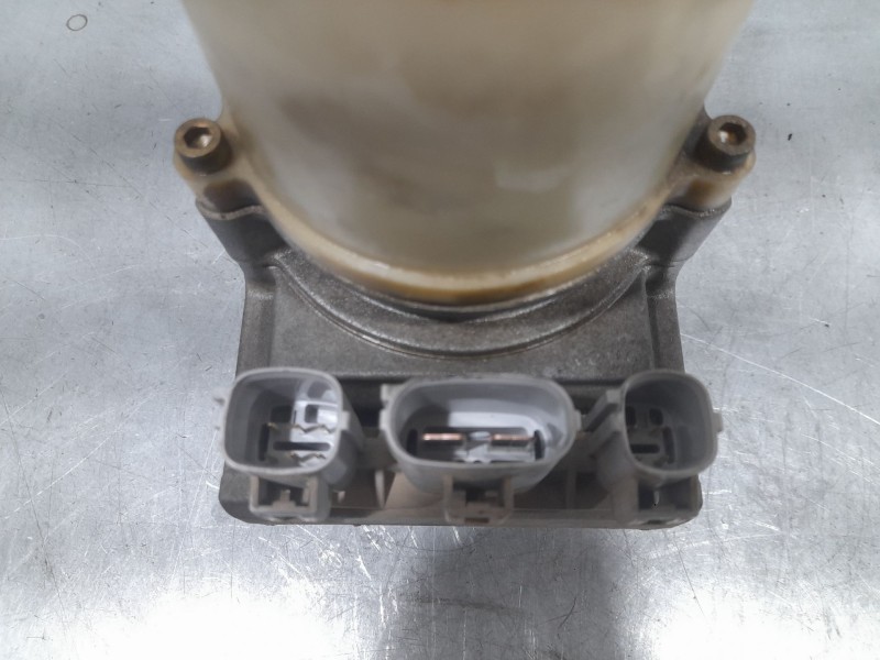 Recambio de bomba direccion electrica para mazda 3 berlina (bk) 1.6 crdt active referencia OEM IAM 056021408 PA66GF20 KOYO
