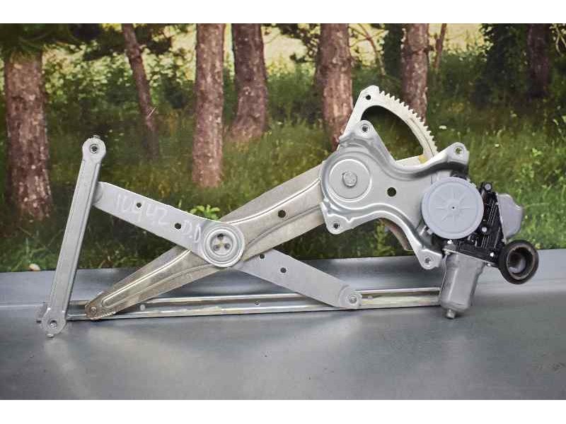 Recambio de elevalunas delantero derecho para lexus ct 200h referencia OEM IAM  7 PINS ELECTRICO