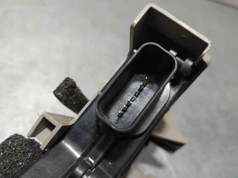 Recambio de cerradura puerta trasera izquierda para kia cee´d drive referencia OEM IAM 81410J7000  5 PINES