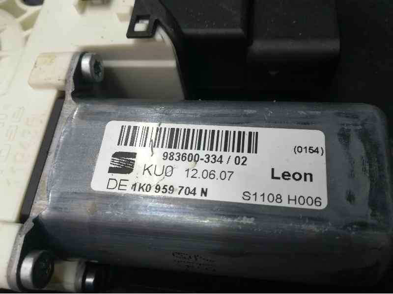 Recambio de elevalunas trasero derecho para seat leon (1p1) 1.9 tdi referencia OEM IAM 1K0959704N 18 PINS S1108H006