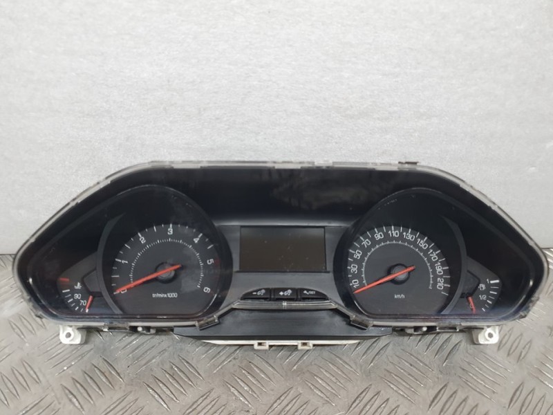 Recambio de cuadro instrumentos para peugeot 208 access referencia OEM IAM 9801904580  