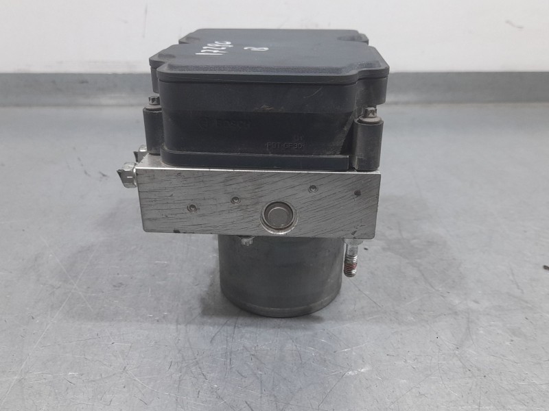 Recambio de abs para toyota auris (_e18_) 1.4 d-4d (nde180_) referencia OEM IAM 44054002530  