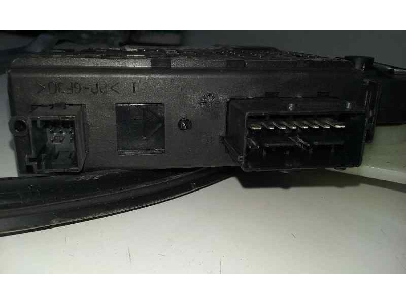 Recambio de elevalunas delantero izquierdo para citroën c4 picasso exclusive referencia OEM IAM  26 PINS ELECTRICO