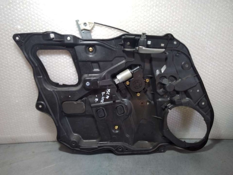 Recambio de elevalunas delantero izquierdo para mazda 3 berlina (bk) 1.6 crdt active referencia OEM IAM BP4K59590A BP4K-59-590A 