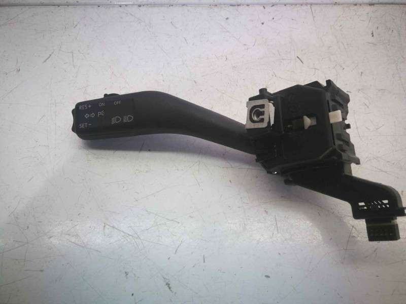 Recambio de mando luces para seat leon (1p1) 1.9 tdi referencia OEM IAM 1K0953513A  