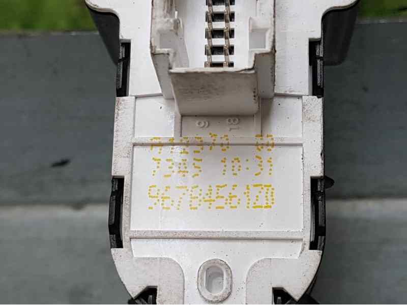 Recambio de mando elevalunas delantero izquierdo para citroën jumpy furgon confort m referencia OEM IAM 96784561ZD  