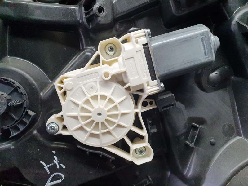 Recambio de elevalunas delantero izquierdo para mercedes-benz clase cla (bm 118) shooting brake cla 200 (118.687) referencia OEM