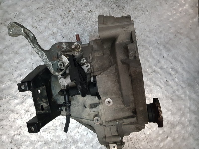 Recambio de caja cambios para skoda fabia combi active referencia OEM IAM PED  5VELOCIDADES