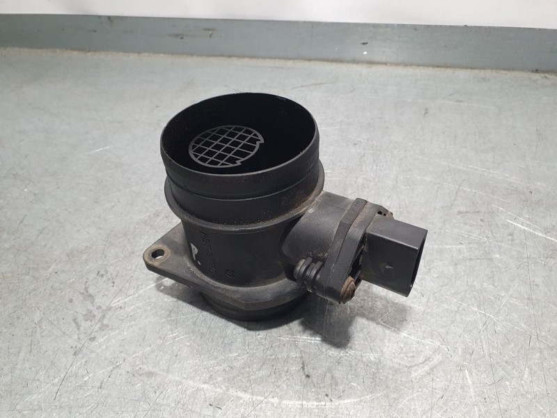 Recambio de caudalimetro para volkswagen caddy ka/kb (2k) kombi referencia OEM IAM 038906461B 0281002531 BOSCH