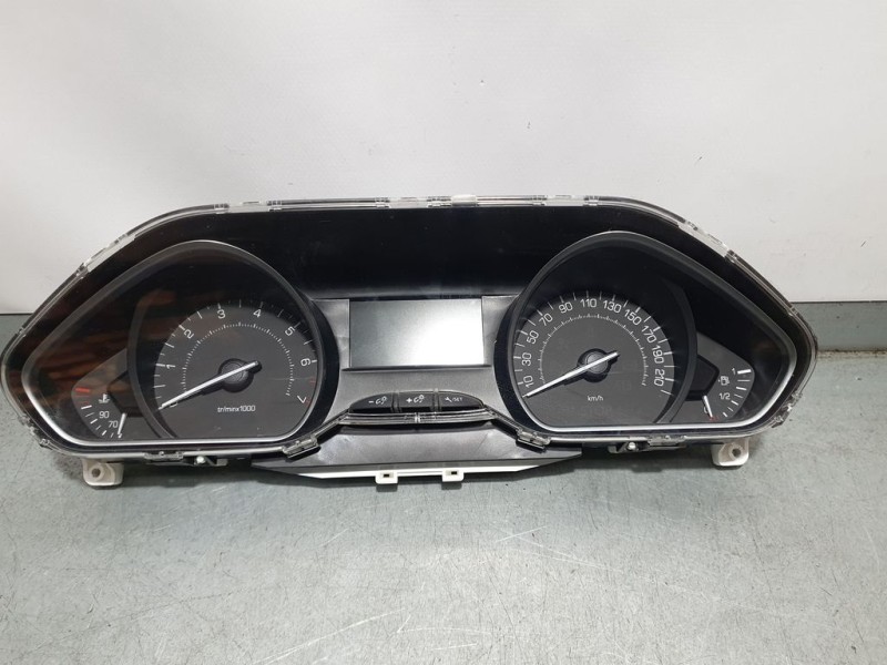 Recambio de cuadro instrumentos para peugeot 208 style referencia OEM IAM 9825986180  