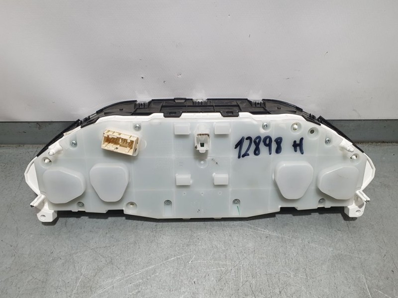 Recambio de cuadro instrumentos para peugeot 208 style referencia OEM IAM 9825986180  