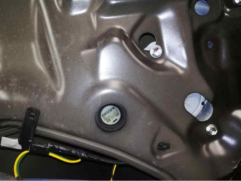 Recambio de elevalunas trasero izquierdo para toyota auris luna referencia OEM IAM   ELECTRICO 6 PINS