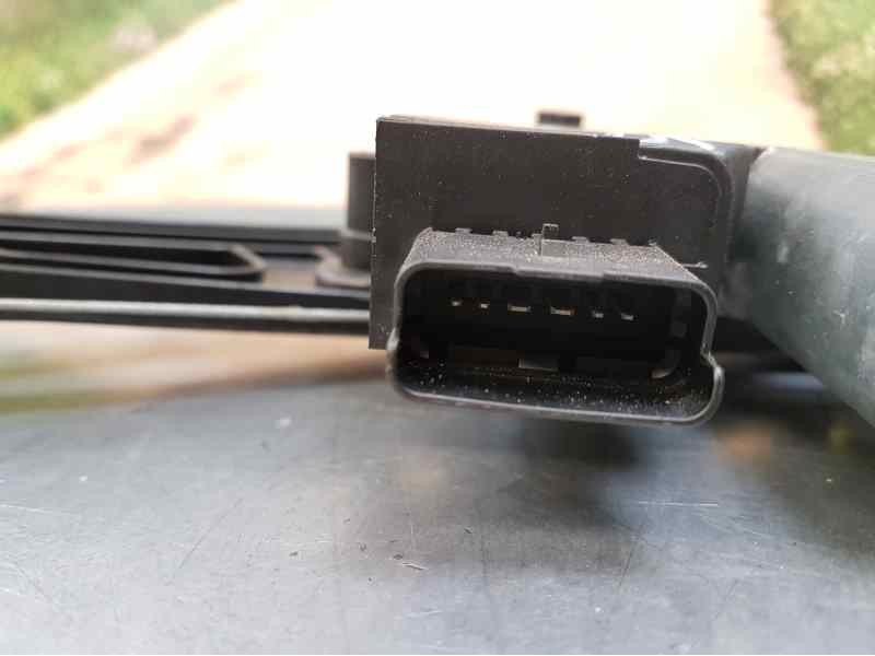 Recambio de elevalunas delantero derecho para peugeot 3008 gt line referencia OEM IAM 9810488880 6 PINS ELECTRICO