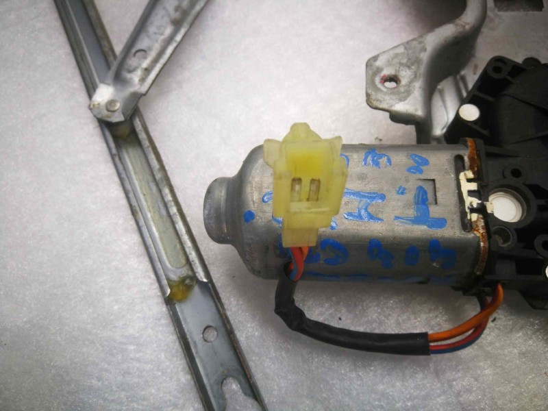 Recambio de elevalunas trasero izquierdo para mg serie 400 (xw) referencia OEM IAM   DOS PINS