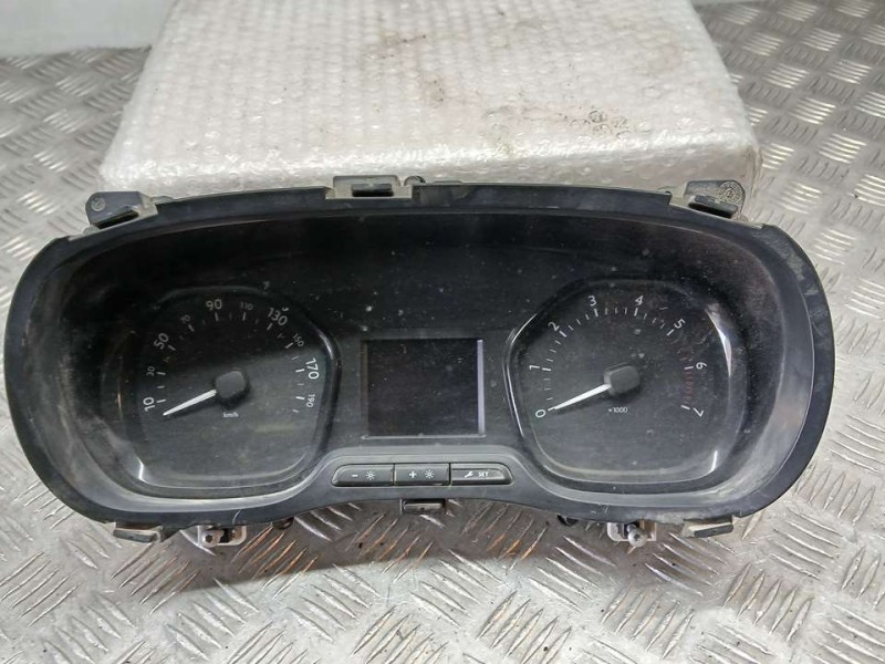 Recambio de cuadro instrumentos para citroën jumpy spacetourer business xl referencia OEM IAM 9823961080  