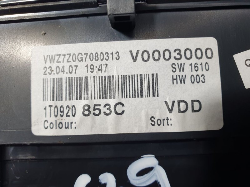 Recambio de cuadro instrumentos para volkswagen caddy ka/kb (2k) kombi referencia OEM IAM 1T0920853C 110080342007 SIEMENS VDO