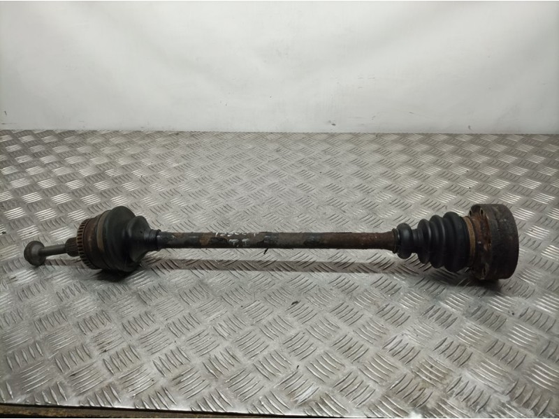 Recambio de transmision trasera izquierda para audi a6 berlina (4b2) 2.5 tdi quattro referencia OEM IAM   ESTA OXIDADA