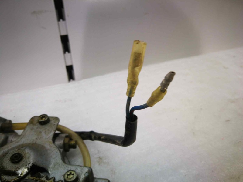 Recambio de elevalunas delantero derecho para mg 200 referencia OEM IAM   DOS PINS