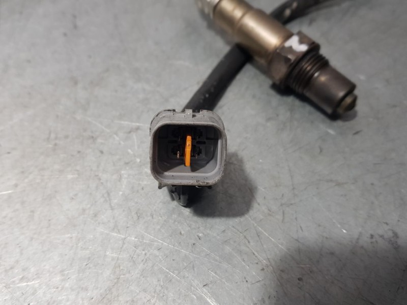 Recambio de sonda lambda para hyundai tucson essence 2wd referencia OEM IAM 392102B355 9035030183 KEFICO